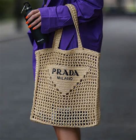 prada bolsa croche|prada tasche damen.